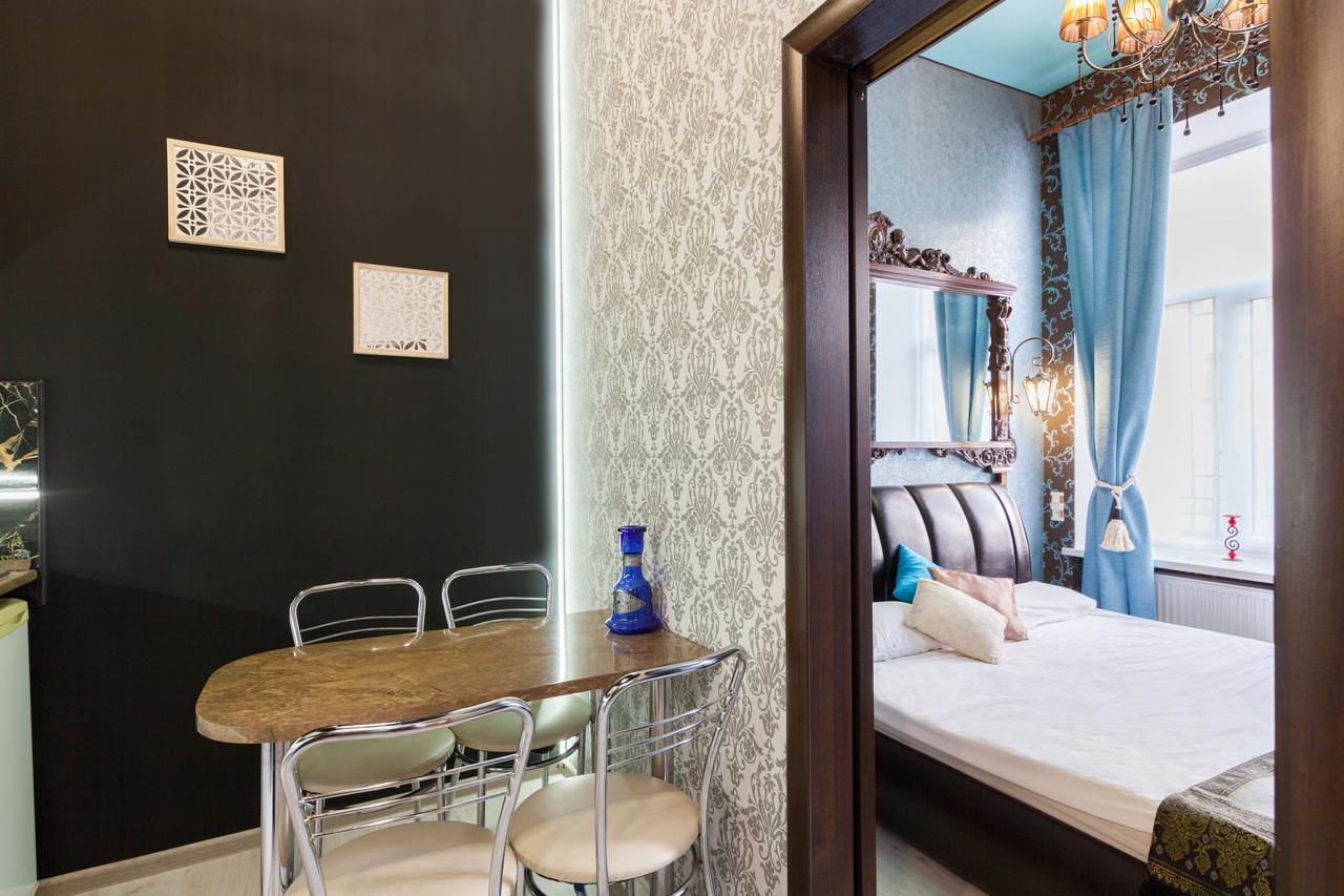 Austrian Apartments Leopolli Near Railway Station Лвив Екстериор снимка